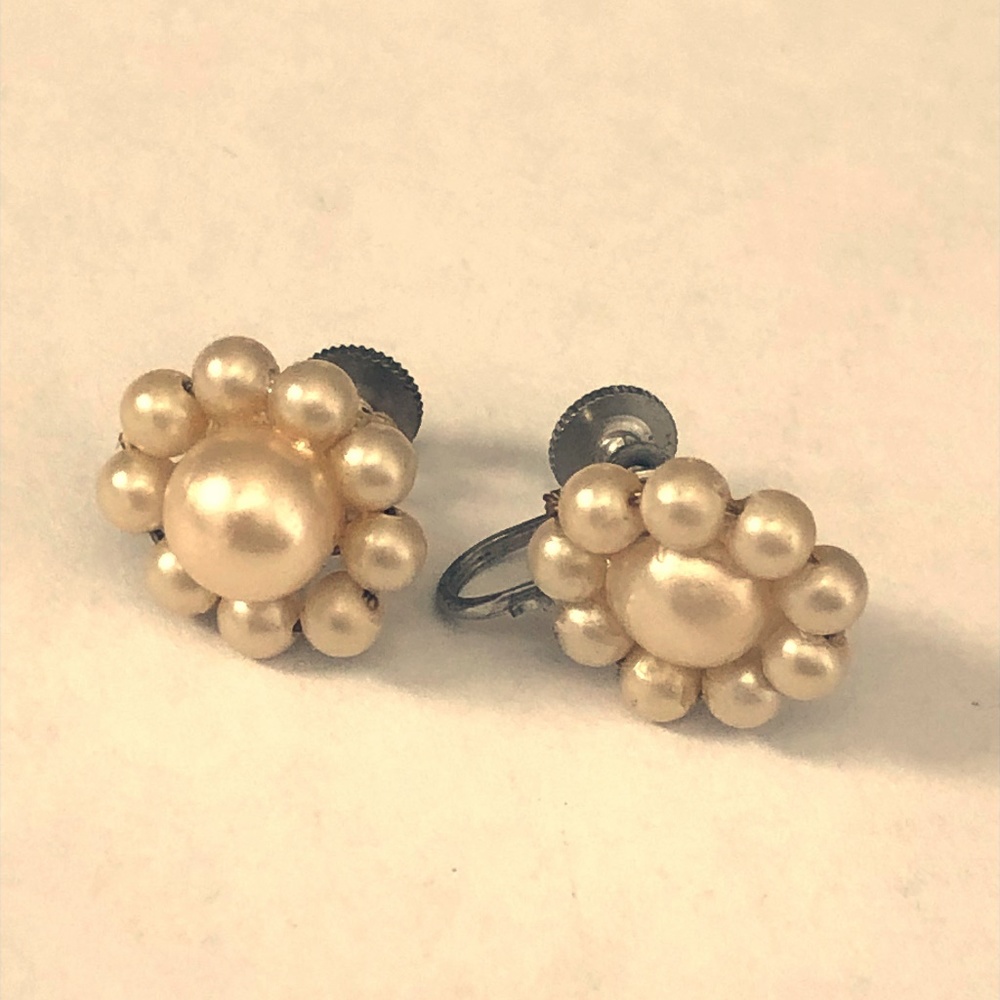 Vintage flower non-pierced earrings